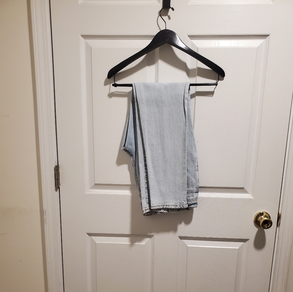 Mossimo Supply Co Junior Plus Size Jeans